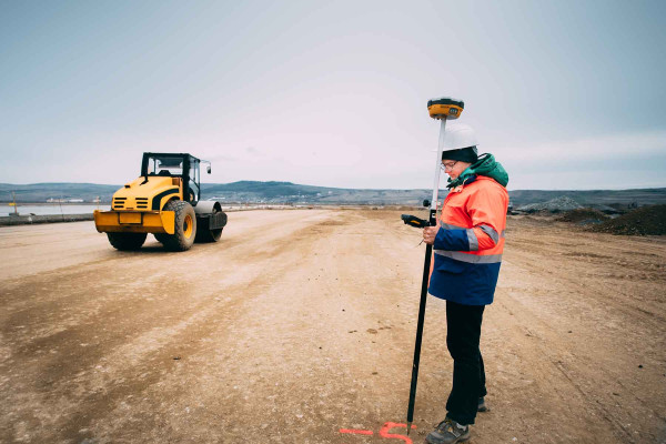 Ingeniería Geomática · Topógrafos Servicios Topográficos y Geomáticos Alins